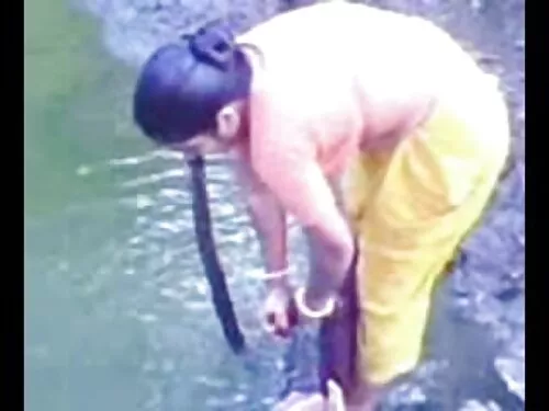 முதலாளி தனது புதிய ஒ ...